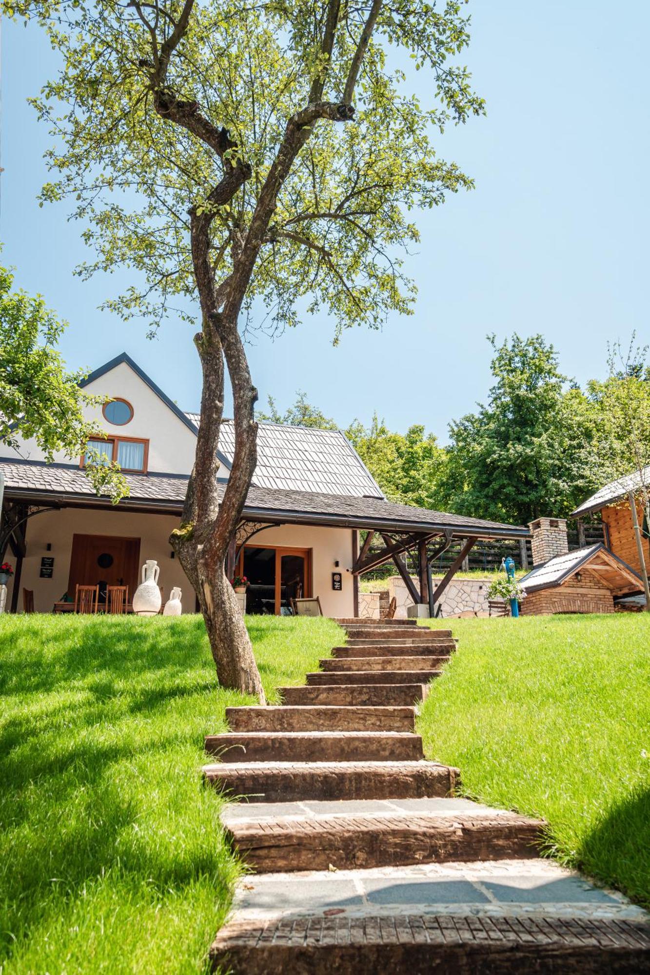 Toplik Village Resort Lukavica Zewnętrze zdjęcie