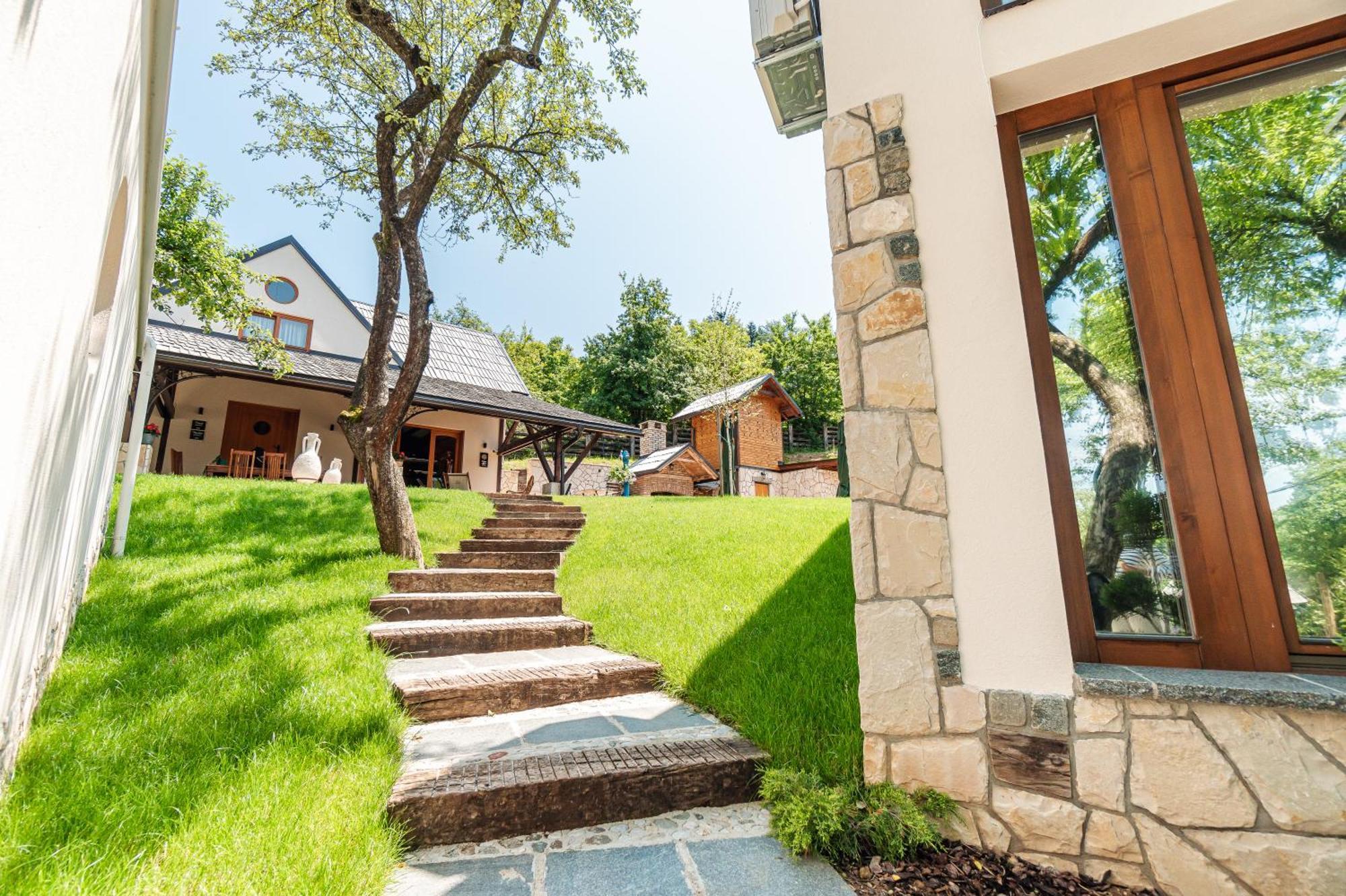 Toplik Village Resort Lukavica Zewnętrze zdjęcie